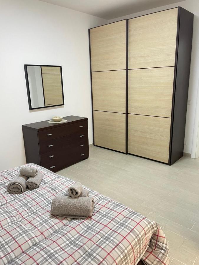 Borgo Pesci Apartment โรม ภายนอก รูปภาพ